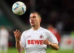 中国体彩网|蒙太古杯激战，中国U16男足憾平法国，邝兆雷失绝佳单刀